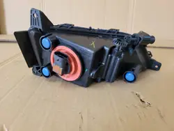 OEM 6VA941700 Phare antibrouillard halogène droit Skoda Fabia 4