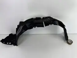 Front Right Wheel Arch Toyota Auris II E18 12- 53876-02460