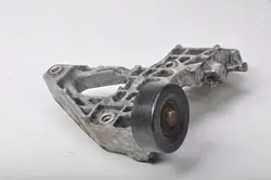 Maserati Ghibli III AC-kompressorikiinnike OEM 20513390F
