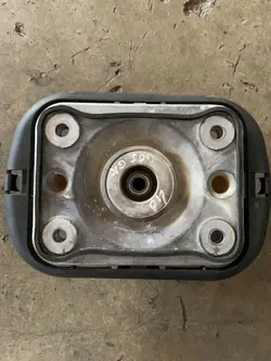 2019 BMW X5 G05 Bakre fjädrar gummi 6866274