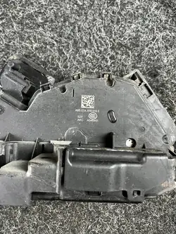 Verrou de porte arrière droit VW Audi Seat Skoda A6E5TA839016E