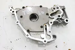 Begagnad oljepump OEM 04E115105AT för VW T-Roc 1.0 TSI