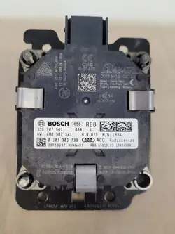 Distronic-tutkasensori OEM 3SE907541 Bentley