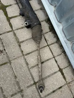 Ohjausjärjestelmä Mercedes A221 A22111051007