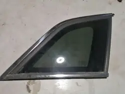 Opel Antara takaoikea lasi OEM P96660069
