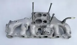 Mercedes-Benz W123 M110 2.8 Inlaatspruitstuk OEM R1101411401