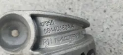 Oikea Pakoputken Kiinnike OEM 68440480AA Jeep OE