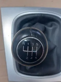 Pomo Audi A3 8P OEM 8P0864261 Cuero + Marco Escamas de Pescado