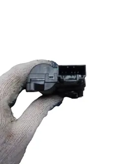 Ford OE lämmitysmoottorin ohjain KK21-19E616-BA