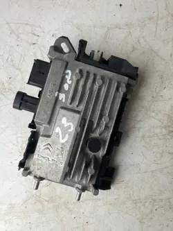 Start-Stop-moduuli OEM 9819598180 Peugeot 308 T9 1.6 THP:lle