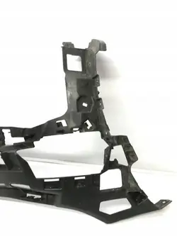 Frontstoßstangenverkleidung rechts Mercedes E W213 AMG A2138857204