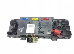 Volvon sulakekotelo OEM 21543295 - Käytetty kunto