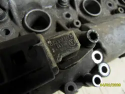 Couvercle de Soupape 03E103475D pour Volkswagen