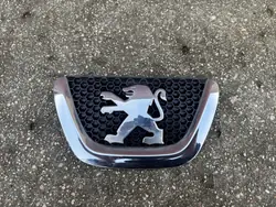 Peugeot 307 Front Grill Emblem Logo