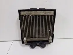 BMW 7 F01 3.0D Öljynjäähdytin OEM 17217572542 Käytetty