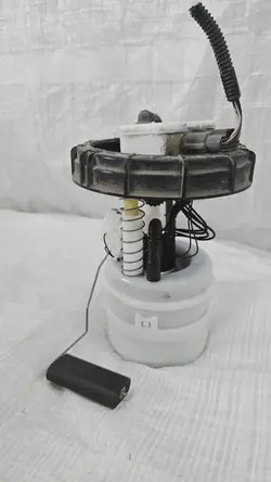 Bomba de combustível Renault Clio V 1.0 TCE 172021618R