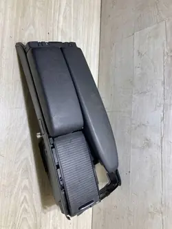 Apoio de braço OEM A2046800639 para Mercedes-Benz E W212