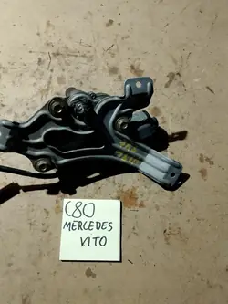 Motor de limpiaparabris trasero Mercedes Vito W638 A6388200208