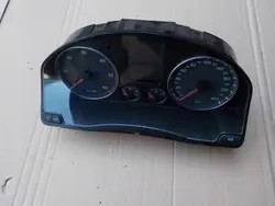 Mittaristo VW Golf V 1.9 TDI OEM 1K0920864B