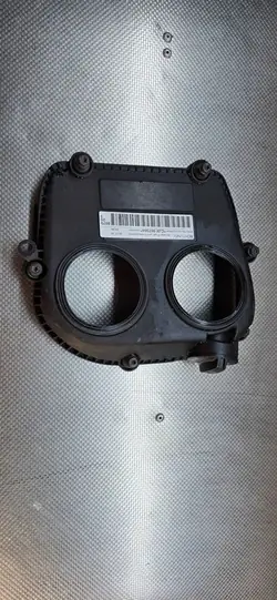 AUDI A3 S3 8V 2.0 TFSI CJX 2014 Täcklock 06K103269D