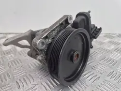 Pompe de direction Mercedes OEM A0064661501 - Occasion