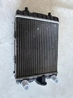 Extra vattenkylare OEM 5Q0121251HA - Begagnad