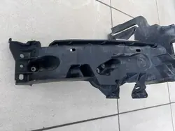 Scheinwerferhalterung Audi OEM 8R0805608B - Gebraucht