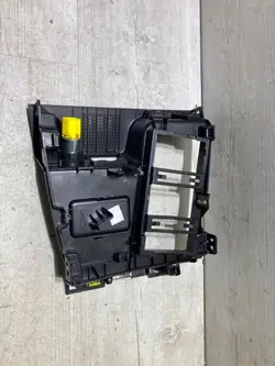 Prise console tunnel Ford OE NX7BA048W42AW