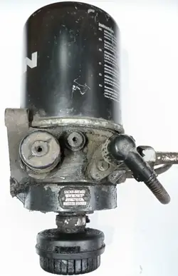 Base de secador de ar MAN M2000 OEM LA8208 - Usado