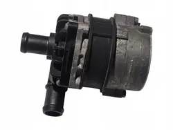 Audi VW - KÜLRENGSPUMP 8K0965567C