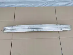 Audi A4 B8 08-12 Etupuskuri Vahvistus 8K0807113B