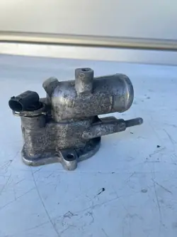 Carcasa de termostato Mercedes W638 2.2CDI