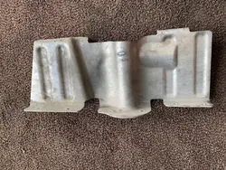 OEM 8408767 Cubierta inferior tanque izquierda