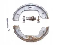 OEM 6776642 GBI_BMW L Sabots Frein à Main Arrière Gauche