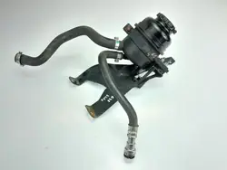 Öljysäiliön kiinnitystuki BMW E84 E90 E91 E92 2.0d N47