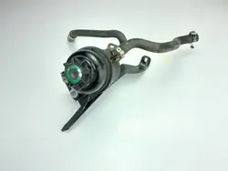 Soporte de tanque de aceite BMW E84 E90 E91 E92 2.0d N47