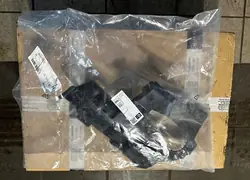 Deslizamento de para-choque dianteiro esquerdo VW Golf VIII 5H0807049D