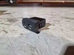 Conector Multimédia AUX/USB Kia Cee'd OEM 96120A2000