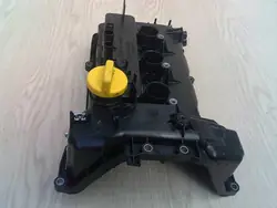 OEM 132659136R Couvre-soupape Dacia Renault Nissan