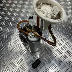 Bomba de combustível VOLVO XC60 2.0L 180kW 2020 OEM 31372614