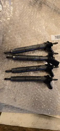 Injektor BMW 1 3 5 7 X1 X3 X5 X6 0445116024