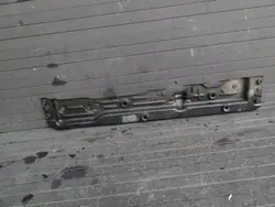 Peugeot OE Kylarstödbalk - Begagnad OEM-Del
