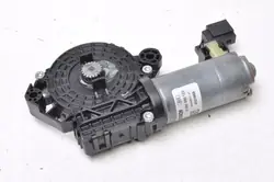 Moteur de toit ouvrant Mercedes OEM 0390200122 - Occasion