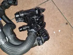 Alojamento termóstato OEM 9843217680 para 1.6 THP Híbrido
