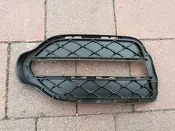 Grille de pare-chocs avant droite MERCEDES X204