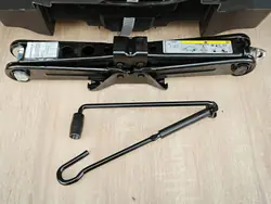 Compartiment de cric OEM 8W0011031B Audi A4 B9
