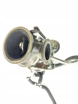 Turbo BMW 5 (F10) 757698508 4.4L 2012