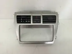 Toyota Yaris II Sedan Radio Ram OEM 5540552640