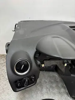 OEM CLI22933 Airbag-konsolpanel för Ford Fiesta MK7