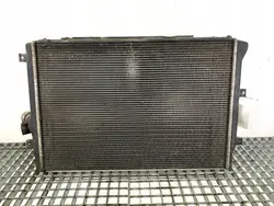 Radiador de água OEM 1K0121251N para VW Golf V 2.0